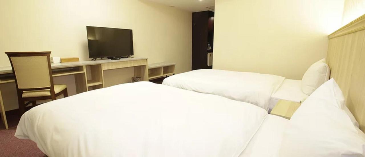 Hotel Avenue Hsinchu Extérieur photo